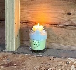 Mojo’s candle
